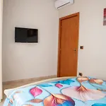 Apartman Camurria House *